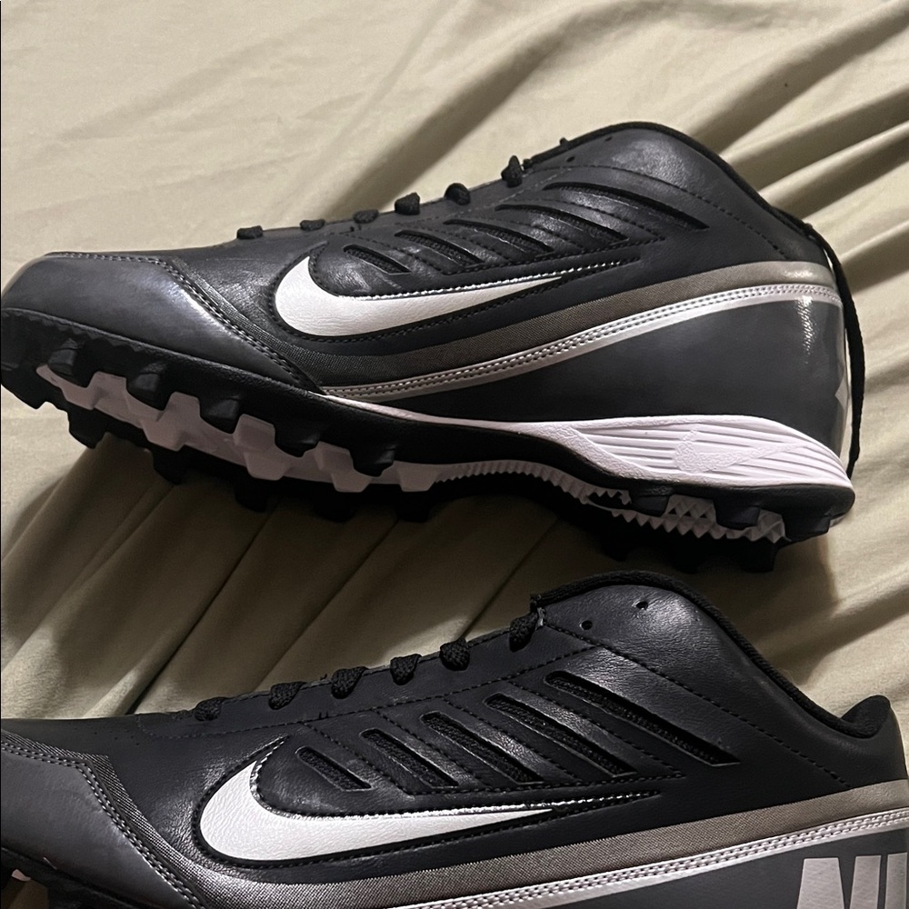 Nike Black and Gray Men's Athletic Shoes